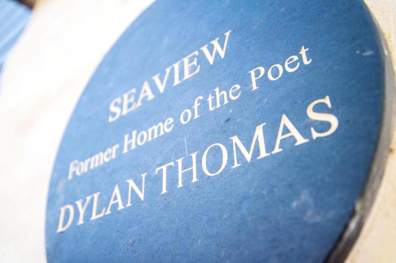 Dylan Thomas Sea View Bed & Breakfast Laugharne Bagian luar foto